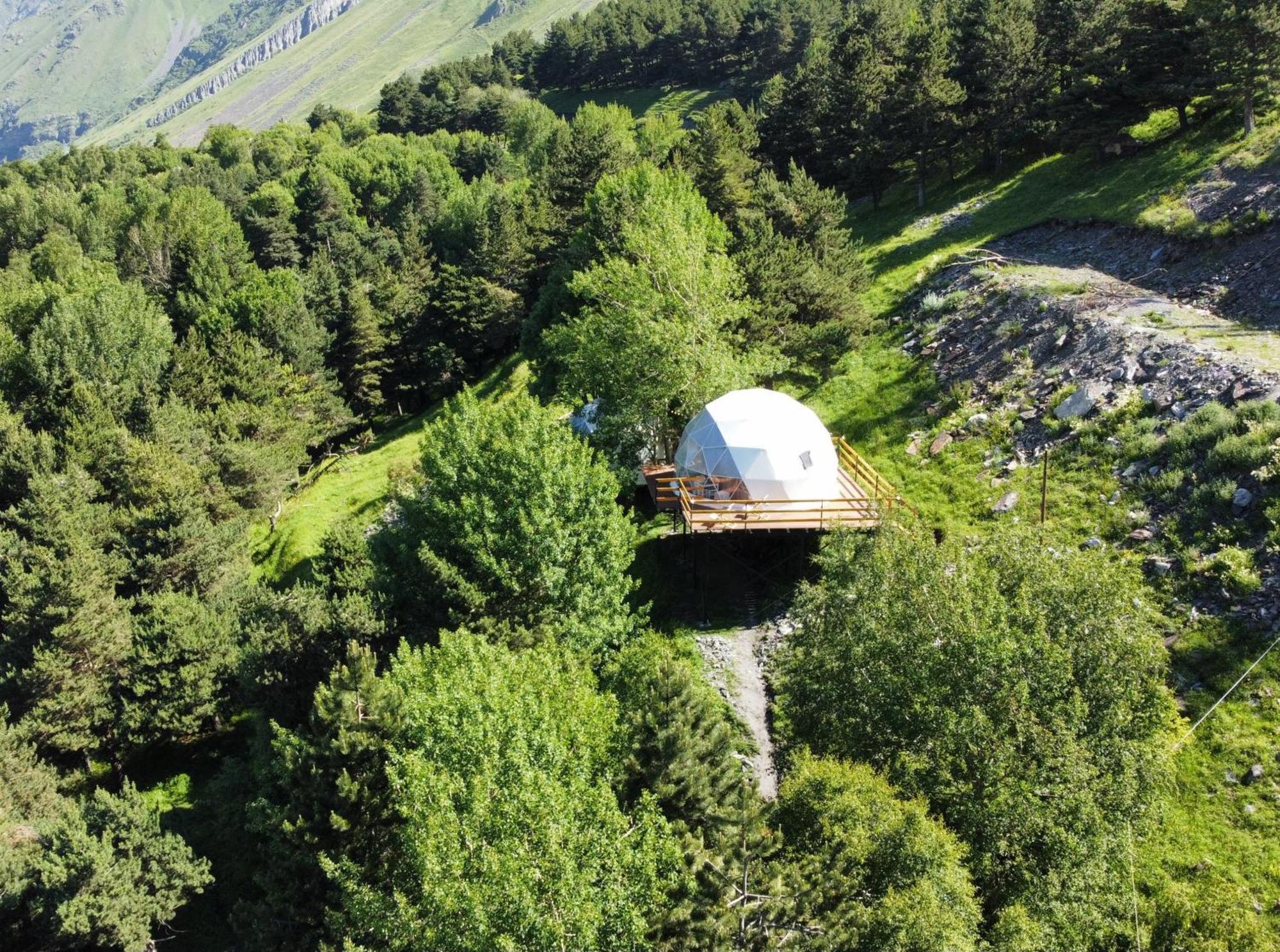 Elia Glamping Luxury tent Stepantsminda